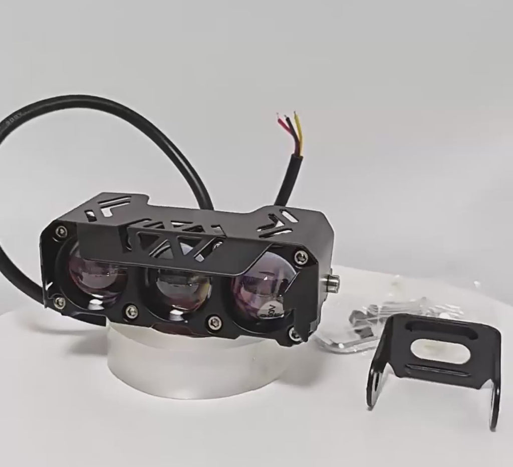 كشاف LED احترافي ثلاثي العدسات للدراجات النارية – إضاءة قوية برؤية بعيدة المدى